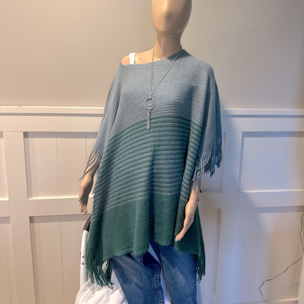Poncho sweater